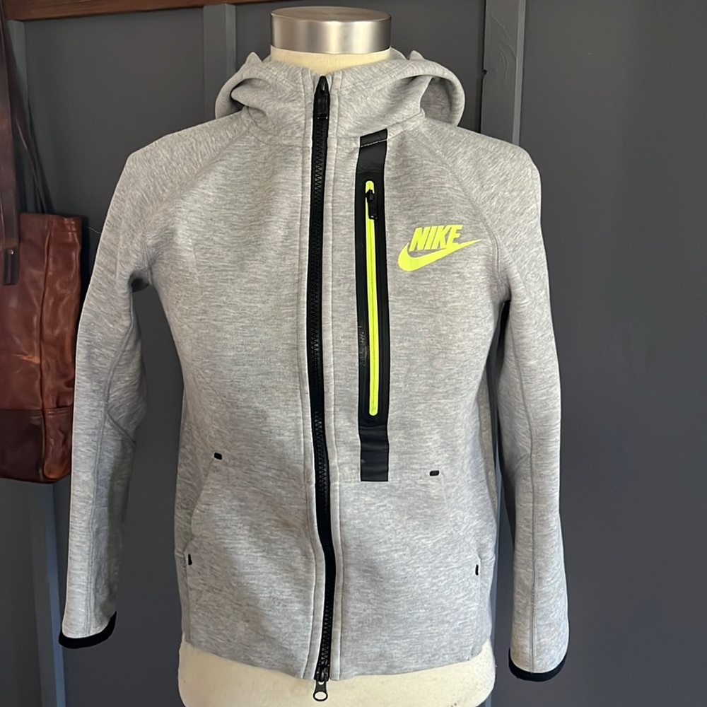 Boys Nike Tech hoodie